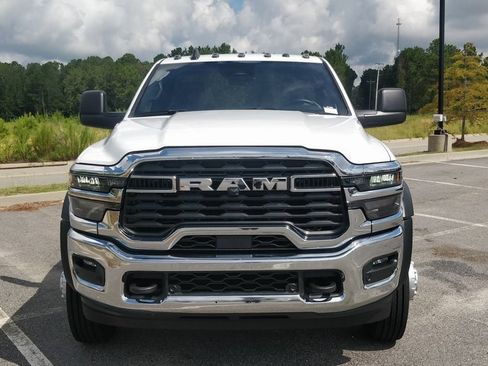 New 2025 RAM 4500 Tradesman w/ Chrome Appearance Group image 12