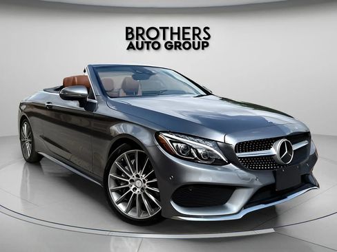 Used 2017 Mercedes-Benz C 300 Cabriolet image 2