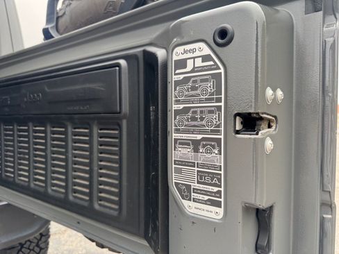 Used 2020 Jeep Wrangler Unlimited Rubicon image 19