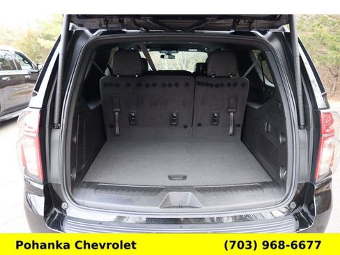 Used 2022 Chevrolet Suburban LT image 24