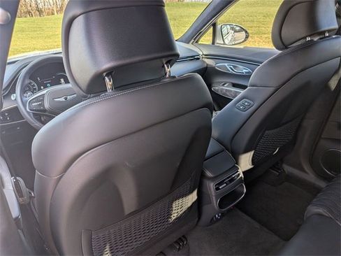 Used 2025 Genesis GV70 3.5T Sport w/ Sport Advanced Package image 27