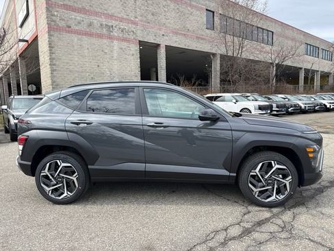New 2026 Hyundai Kona SEL Premium image 8