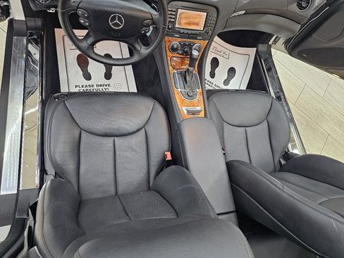 Used 2008 Mercedes-Benz SL 550 image 23