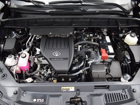 Used 2024 Toyota Highlander Limited AWD/4WD image 9