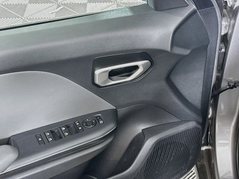 Used 2025 Kia K4 FWD image 15