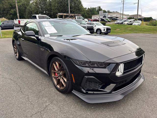Certified 2025 Ford Mustang GT Premium RWD image 1