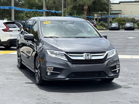 Used 2018 Honda Odyssey Elite image 3