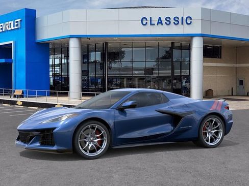 New 2027 Chevrolet Corvette Grand Sport RWD image 2