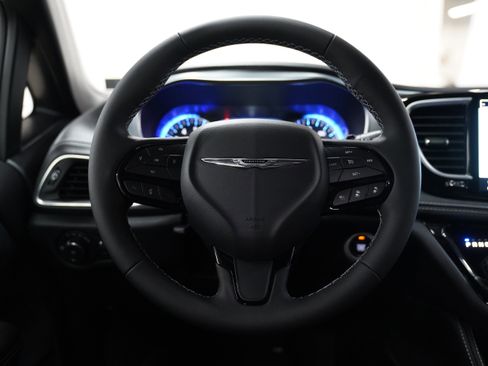 New 2026 Chrysler Pacifica Limited image 20