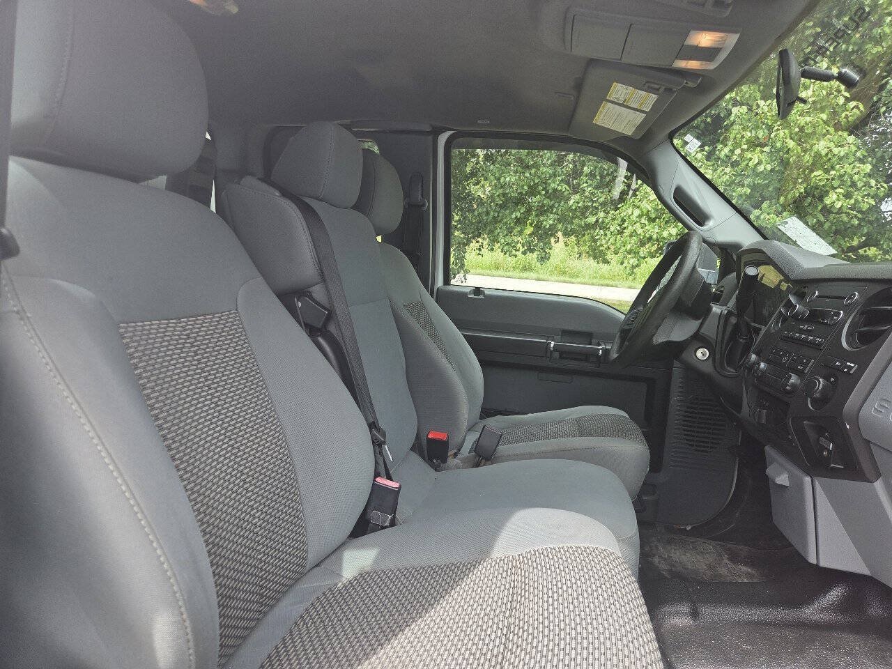 Used 2012 Ford F250 XL w/ PWR Equipment Group AWD/4WD image 8