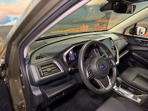 Used 2025 Subaru Ascent Premium AWD/4WD image 21