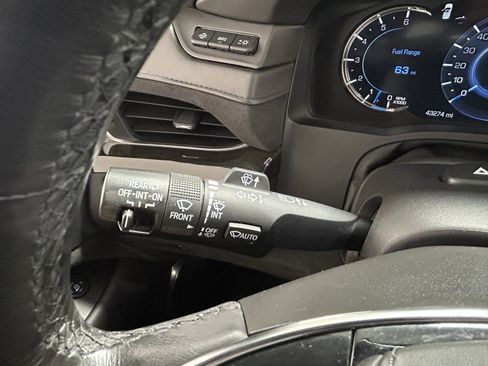 Used 2020 Cadillac Escalade Platinum w/ Escalade Sport Edition image 11