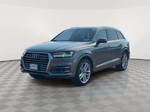 Used 2017 Audi Q7 3.0T Prestige AWD/4WD image 3
