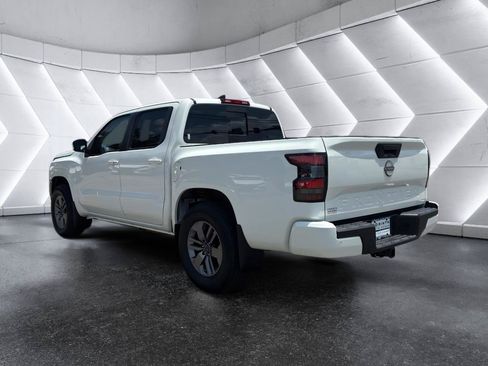 New 2026 Nissan Frontier SV w/ SV Convenience Package RWD image 6