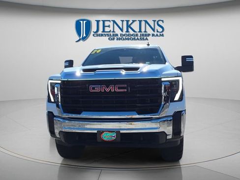 Used 2024 GMC Sierra 2500 Pro w/ 1SA Pro Safety Plus Package image 12