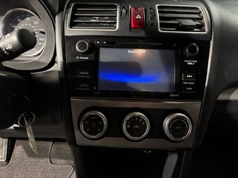 Used 2016 Subaru Crosstrek 2.0i Premium w/ Moonroof Package AWD/4WD image 13