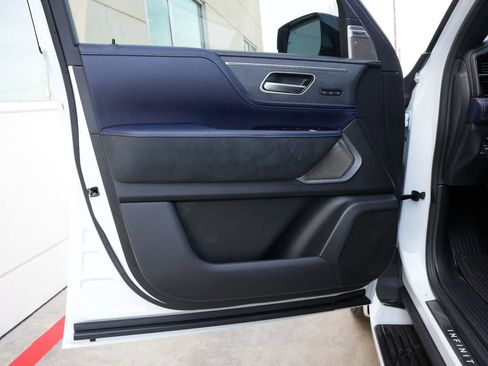 New 2026 INFINITI QX80 4WD image 18