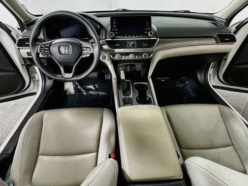 Used 2019 Honda Accord LX image 16