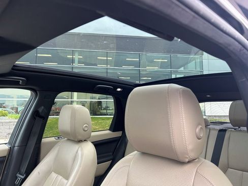 Used 2016 Land Rover Discovery Sport HSE AWD/4WD image 26