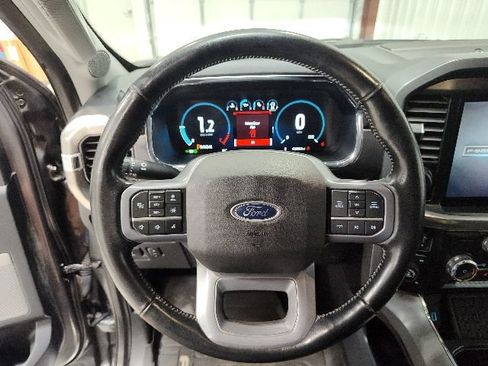 Used 2023 Ford F150 Lariat w/ Trailer Tow Package AWD/4WD image 19