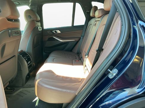 Used 2020 BMW X5 xDrive40i w/ Premium Package AWD/4WD image 16