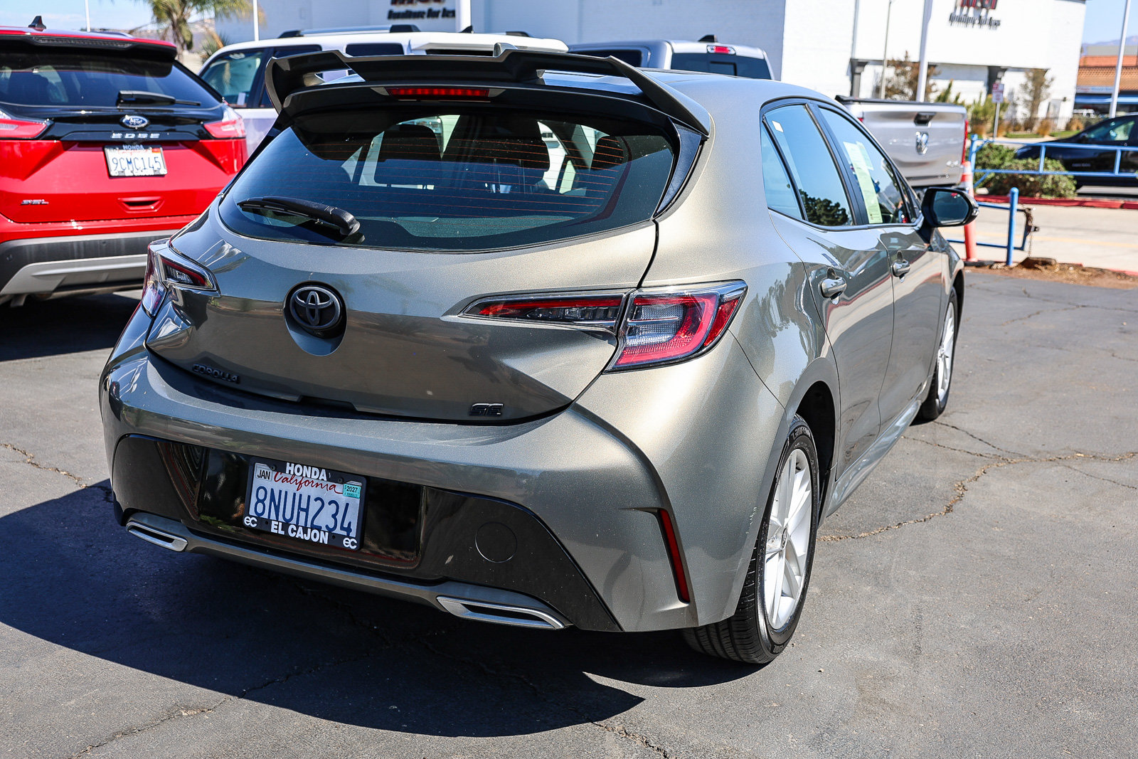 Used 2020 Toyota Corolla SE w/ Carpet Mat Package FWD image 21