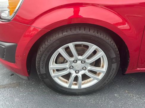 Used 2014 Chevrolet Sonic LT w/ Wheels and Fog Lamp Package image 9