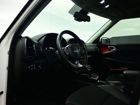 Used 2022 Kia Soul Turbo image 52