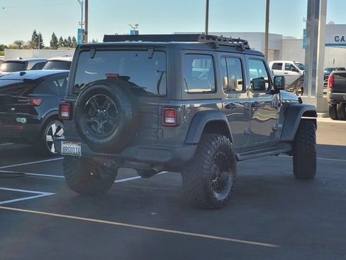 Used 2020 Jeep Wrangler Unlimited Sport S AWD/4WD image 4