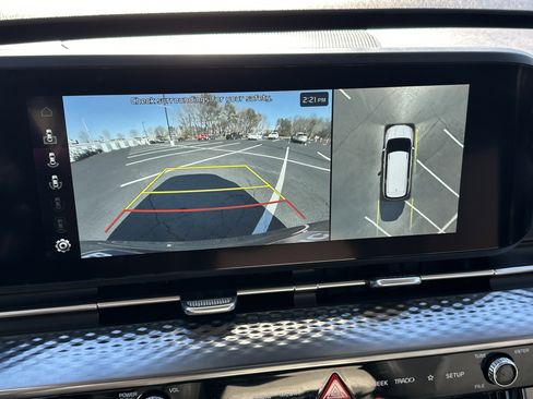 Used 2023 Kia Carnival SX Prestige image 30