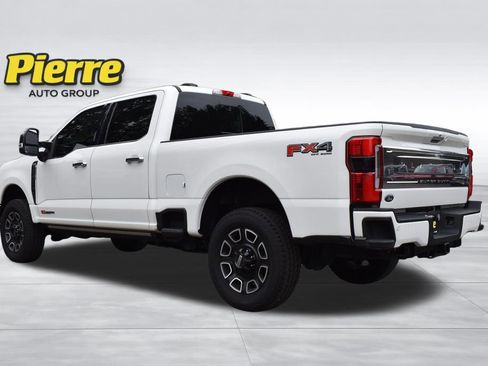 Used 2024 Ford F350 Platinum w/ FX4 Off-Road Package image 7