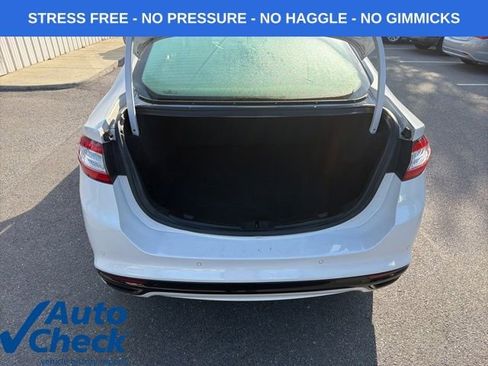 Used 2014 Ford Fusion SE w/ Equipment Group 202A image 33