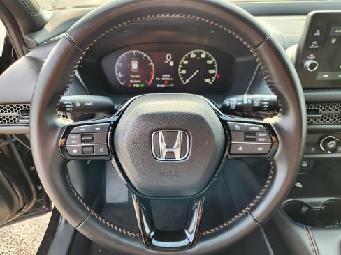 Certified 2026 Honda HR-V Sport image 9