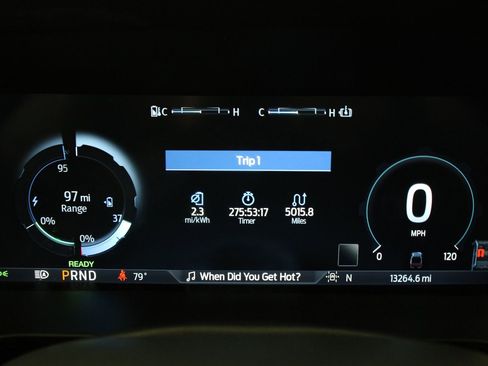 Used 2024 Ford F150 Lightning Platinum AWD/4WD image 12