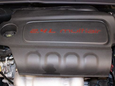 Used 2022 Jeep Compass Latitude image 4