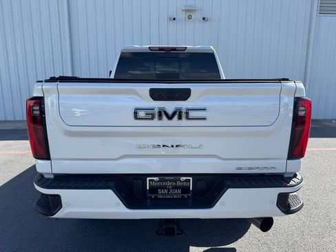 Used 2024 GMC Sierra 2500 Denali Ultimate AWD/4WD image 12