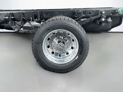 New 2026 RAM 4500 4x4 Crew Cab DRW image 16