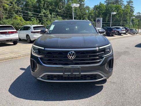 Used 2024 Volkswagen Atlas Cross Sport SE FWD image 35