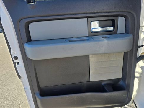 Used 2013 Ford F150 XLT w/ Mid Equipment Group AWD/4WD image 18