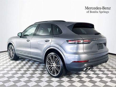 Used 2019 Porsche Cayenne S AWD/4WD image 5