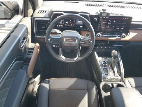 Used 2024 GMC Canyon AT4 w/ AT4 Premium Package image 28