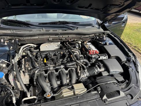 Used 2015 MAZDA MAZDA3 i Sport image 12