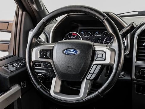 Used 2022 Ford F250 Lariat w/ Lariat Ultimate Package image 29