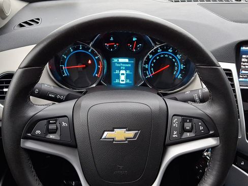 Used 2014 Chevrolet Cruze LT w/ All-Star Edition image 22