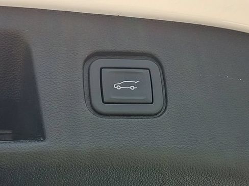 Used 2024 Chevrolet Blazer EV RS AWD/4WD image 31
