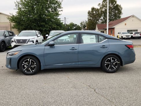 New 2025 Nissan Sentra SV image 5