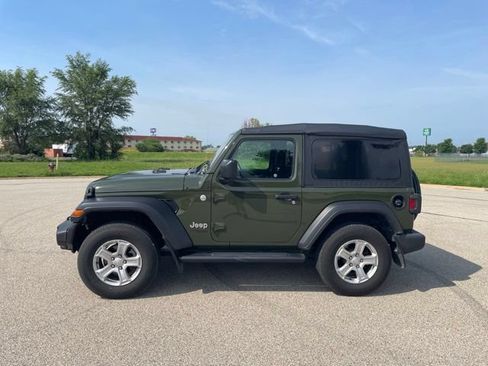 Used 2021 Jeep Wrangler Sport AWD/4WD image 5