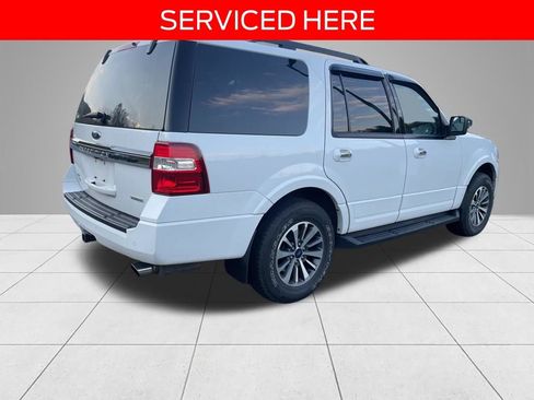 Used 2017 Ford Expedition XLT w/ Equipment Group 201A image 4