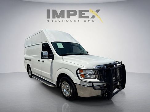 Used 2018 Nissan NV 3500 SL RWD image 7