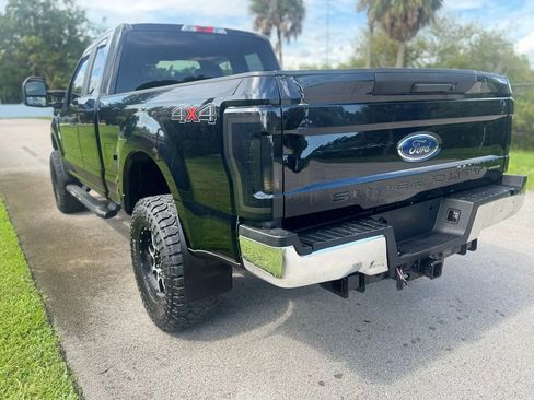 Used 2017 Ford F250 XL w/ STX Appearance Package image 12